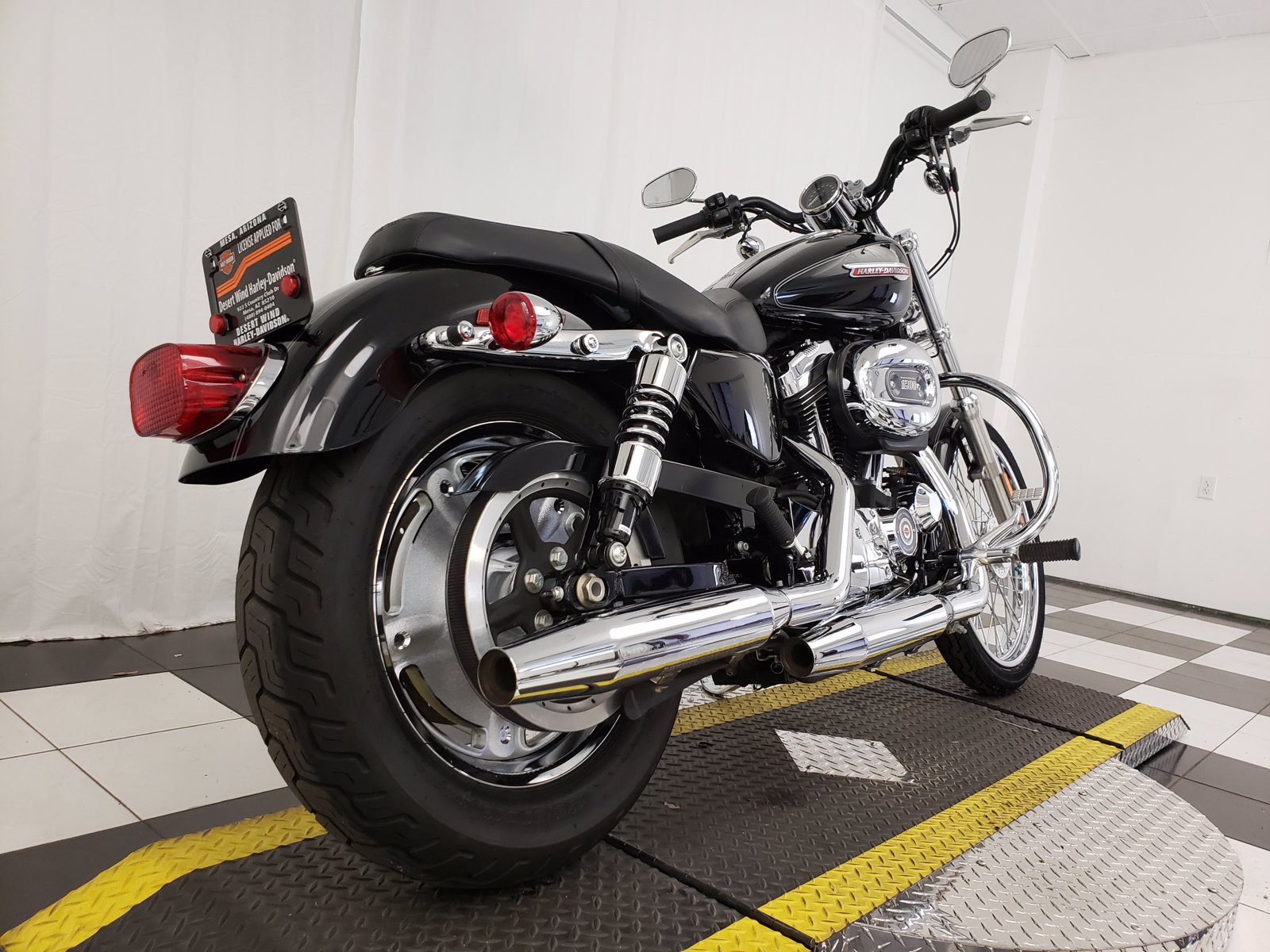 Pre-Owned 2009 Harley-Davidson Sportster 1200 Custom XL1200C Sportster ...