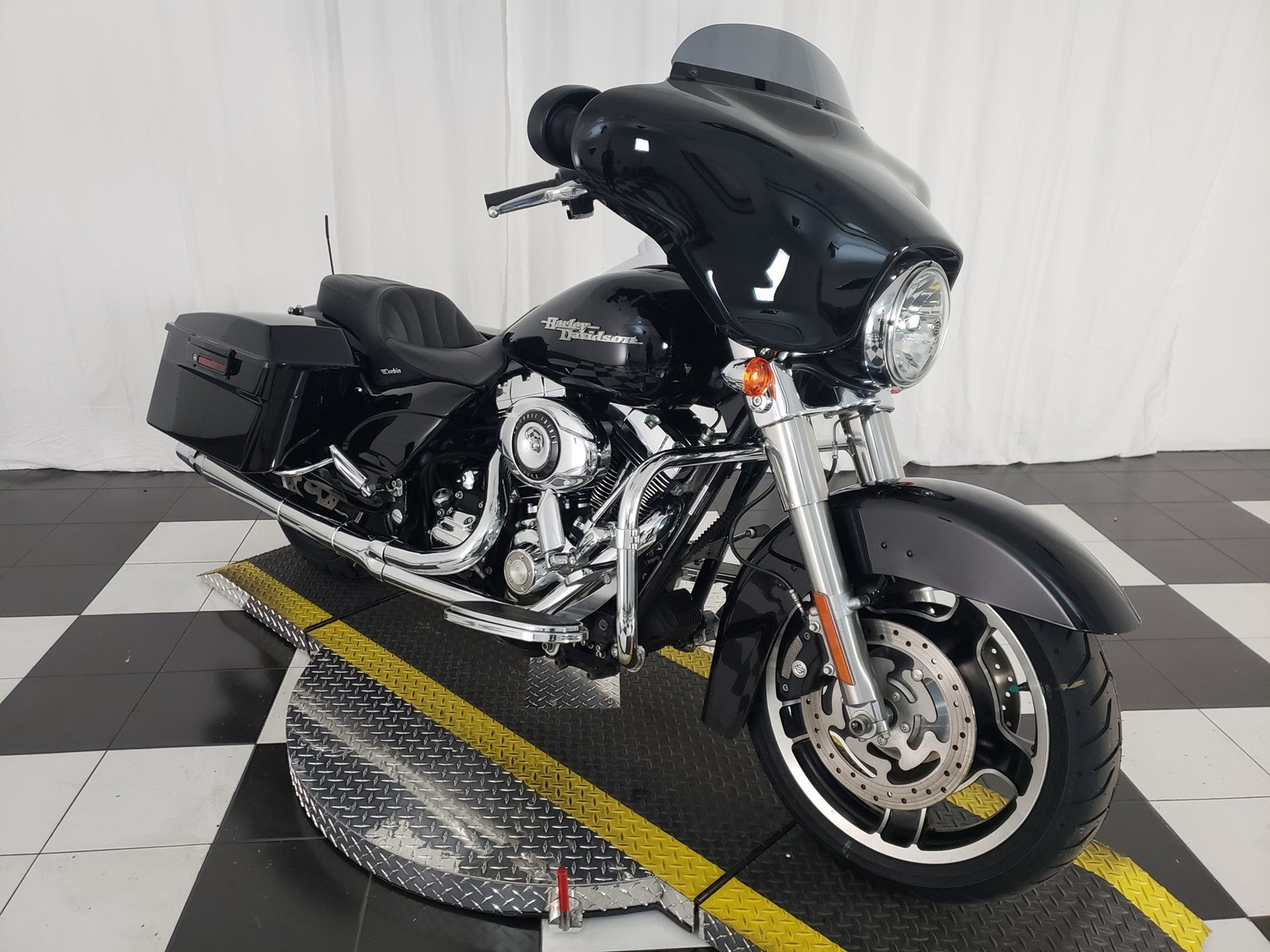 Pre-Owned 2010 Harley-Davidson Street Glide FLHX Touring in Mesa # ...