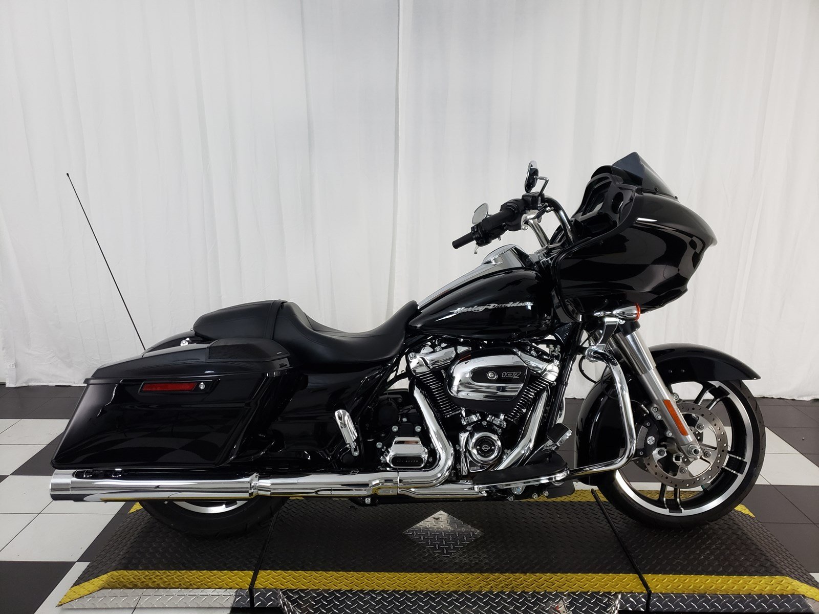 Pre-Owned 2017 Harley-Davidson Road Glide Special FLTRXS Touring in ...