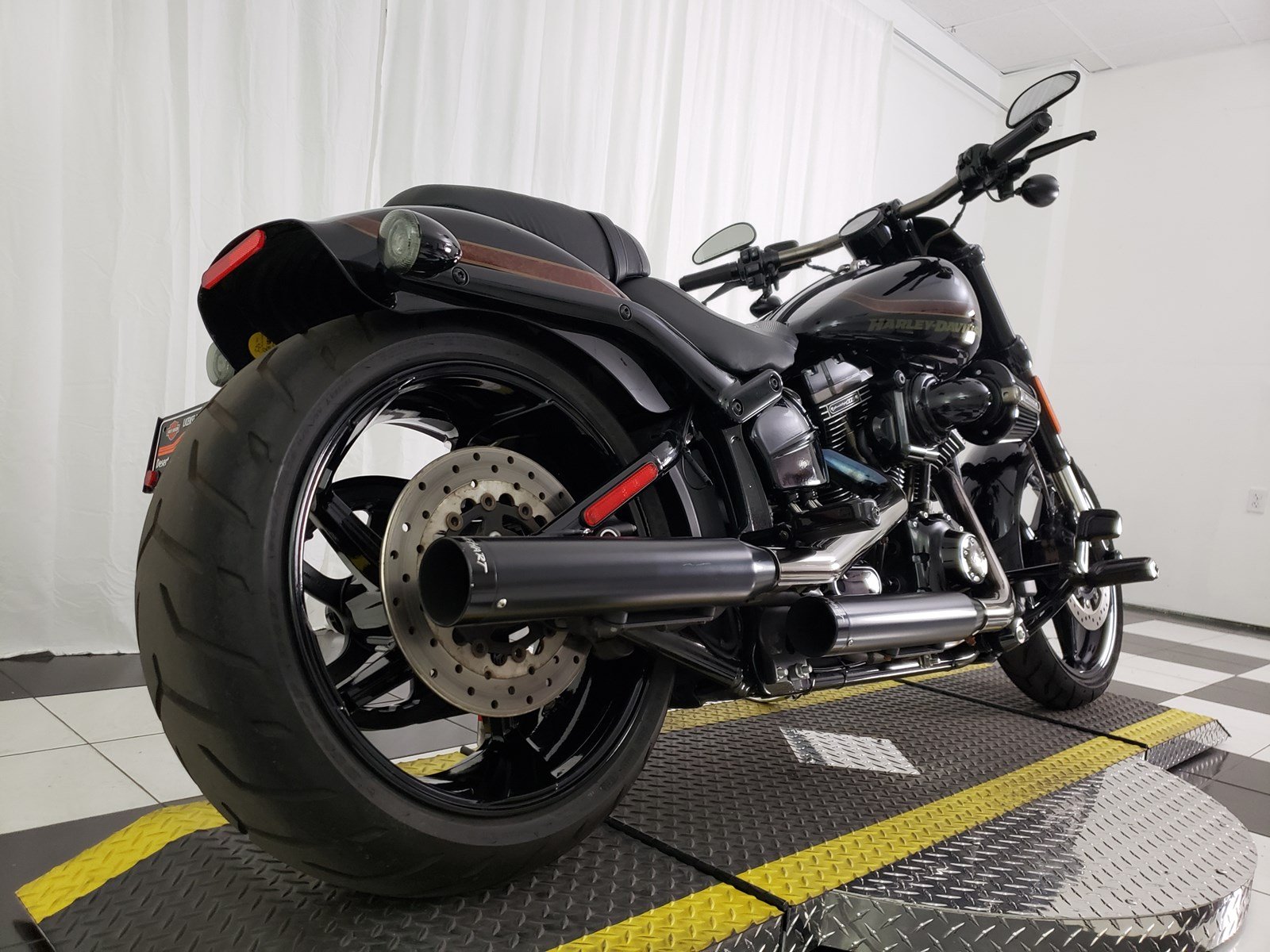 Pre-Owned 2016 Harley-Davidson Softail Pro Street Breakout CVO FXSE CVO ...