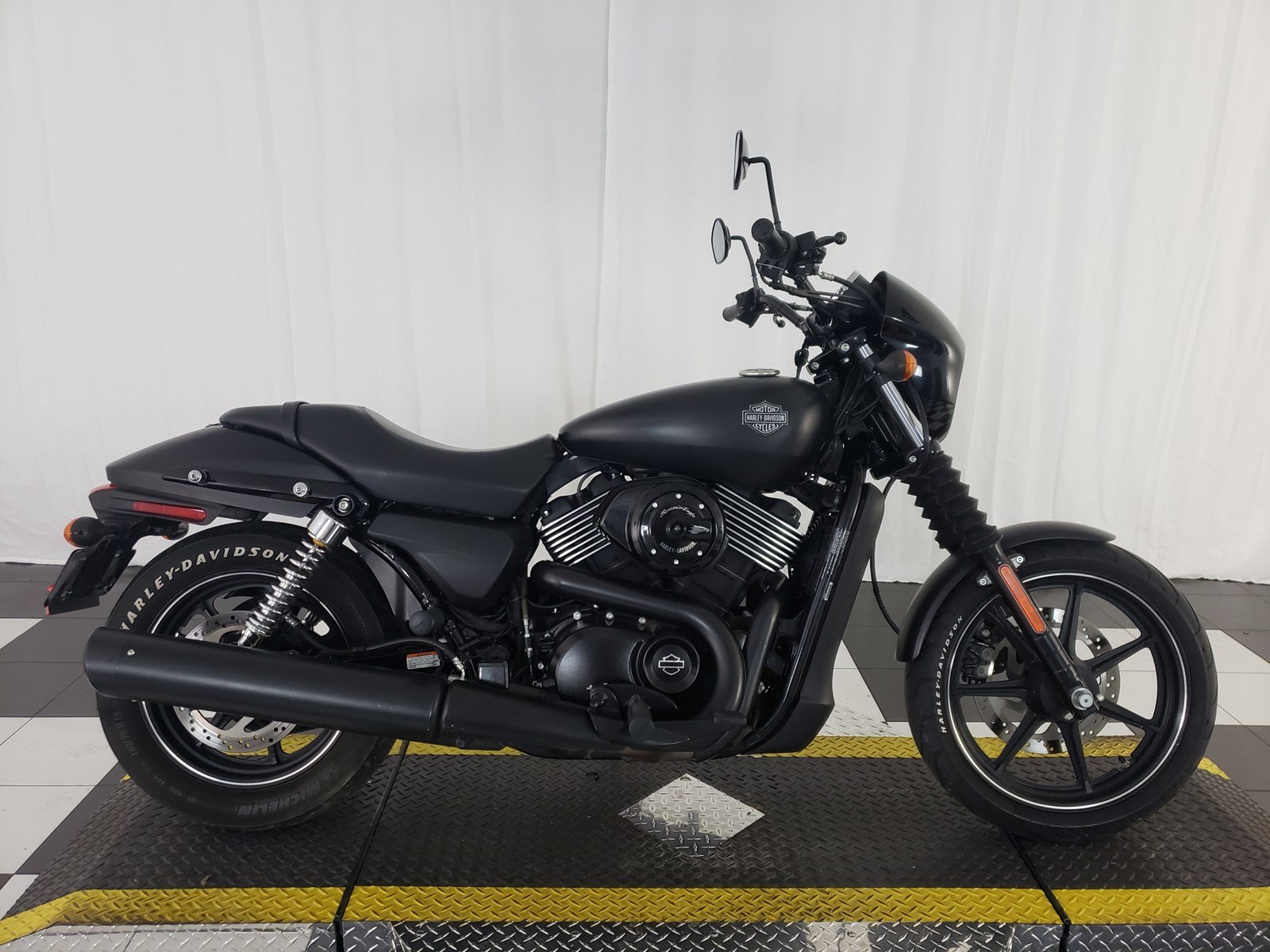 Pre-Owned 2015 Harley-Davidson Street 750 XG750 Street in Mesa #U507367 ...